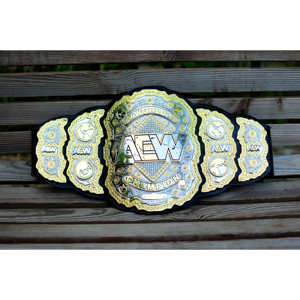 In Hand Review: New AEW World Title Championship Replica Belt Link In ...